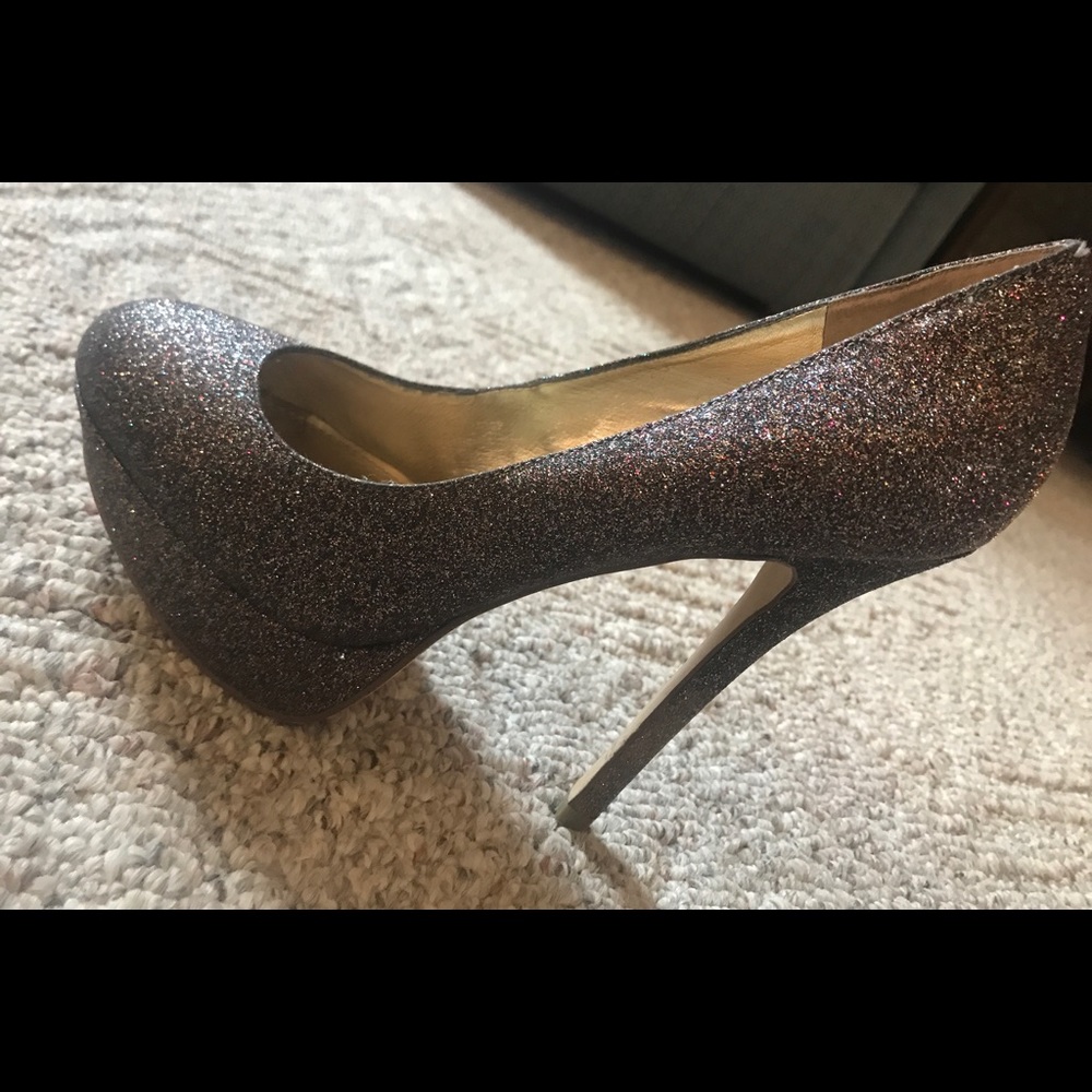 Steve Madden Women’s Bevv-G Platform Heels